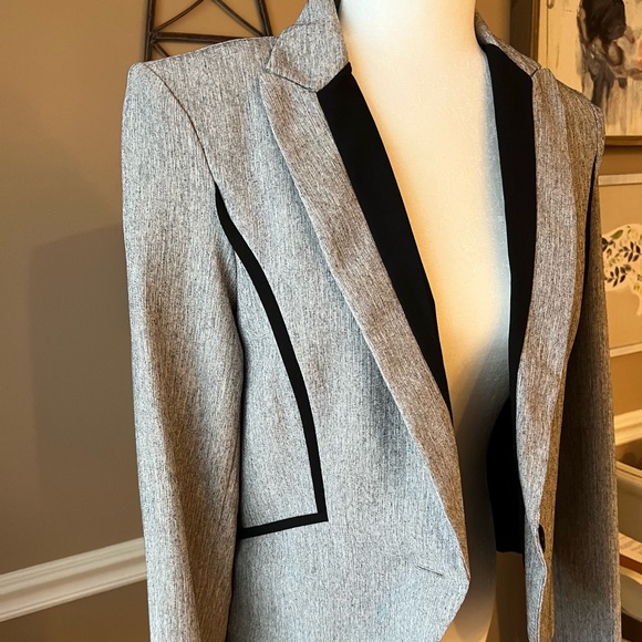 Women’s Grey and Black Blazer - Picture 2 of 4